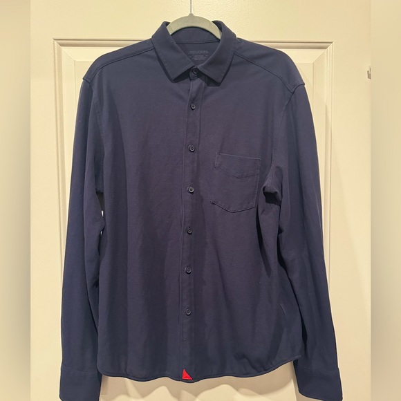 Medium UNTUCKIT Dress shirt, no blemishes - Picture 1 of 4